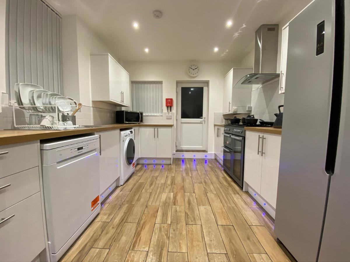 Heaton Park Road Professional Lets Apartment Нюкасъл ъпон Тайн Екстериор снимка