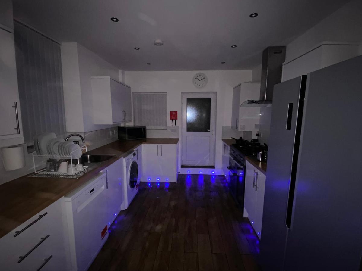Heaton Park Road Professional Lets Apartment Нюкасъл ъпон Тайн Екстериор снимка